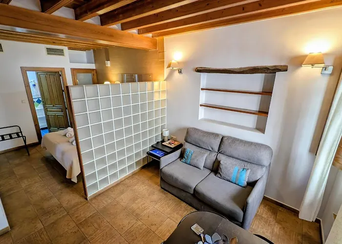 Apartamentos Alhambra